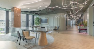 Sanofi wprowadza koncepcję pracy Work X 2.0 łącząc w nowym biurze naturę i technologię
